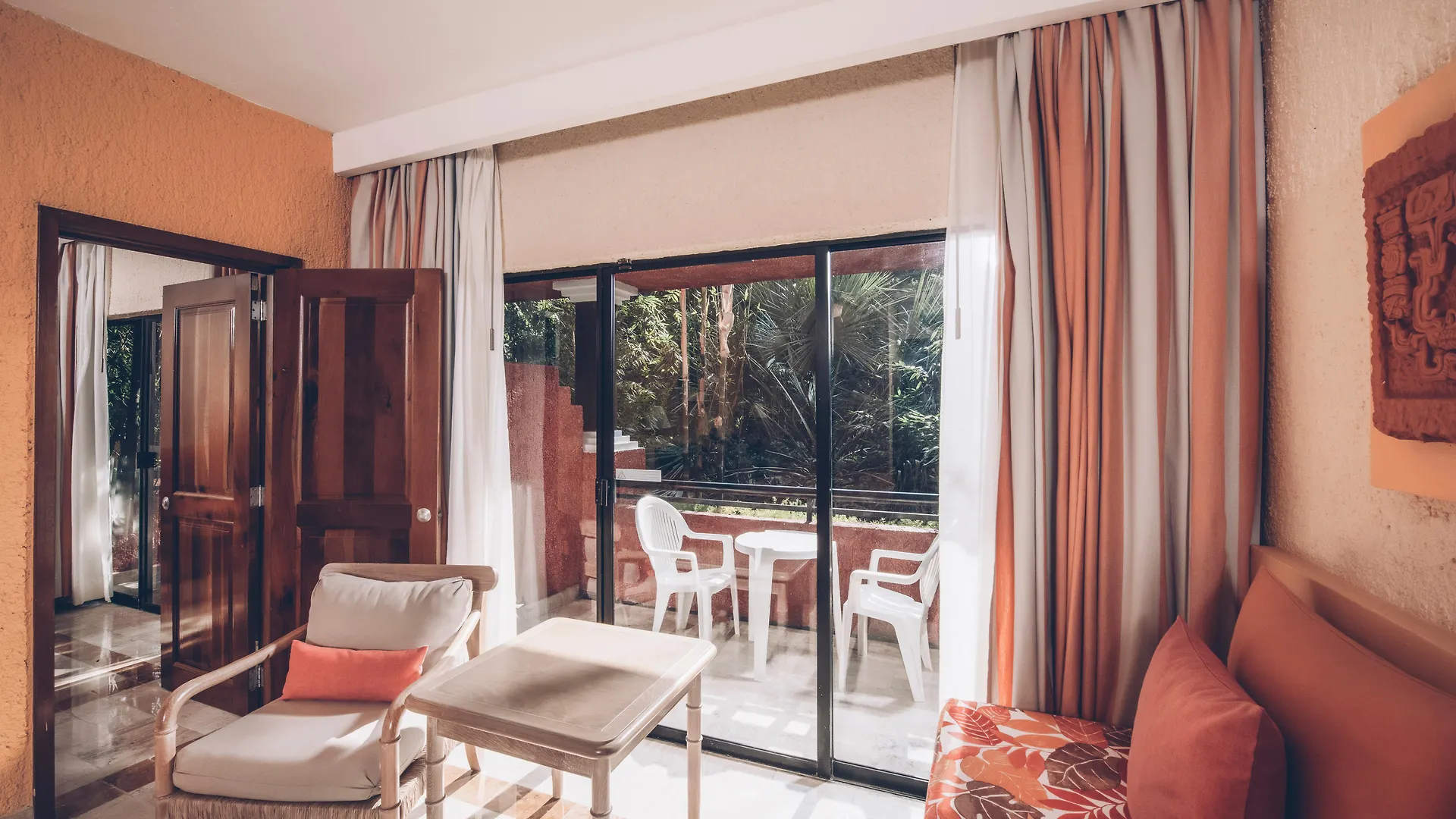 Отель Iberostar Waves Quetzal Плая-дель-Кармен 5*,  Мексика