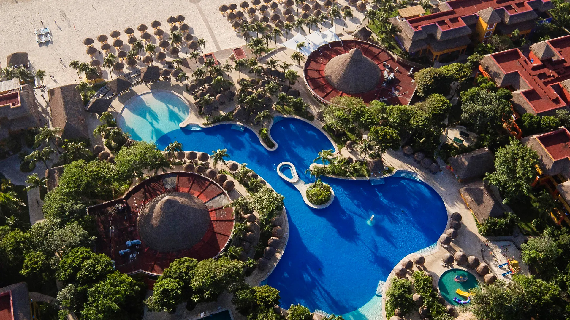 Курортный комплекс Отель Iberostar Waves Quetzal Плая-дель-Кармен
