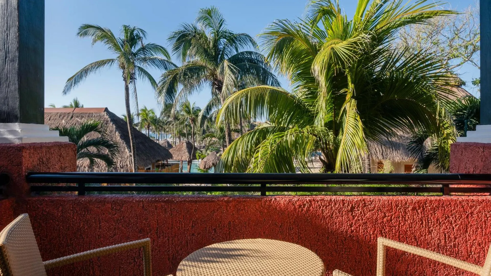 Отель Iberostar Waves Quetzal Плая-дель-Кармен 5*,